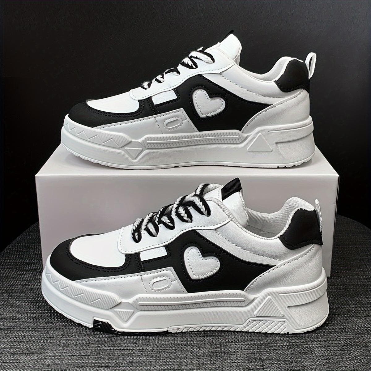 Trendy Women's Low Top Colorblock Platform Sneakers, Love Pattern Casual Walking Trainers 40 black