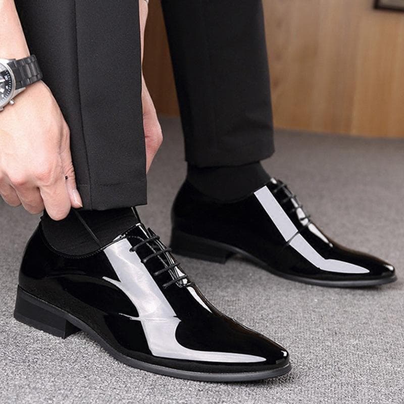 Autumn New Men's Business Dress Pointed Toe Patent Leather Shoes Youth All-match Lace-up Large Size Men's Shoes Groom Wedding Shoes 43 black