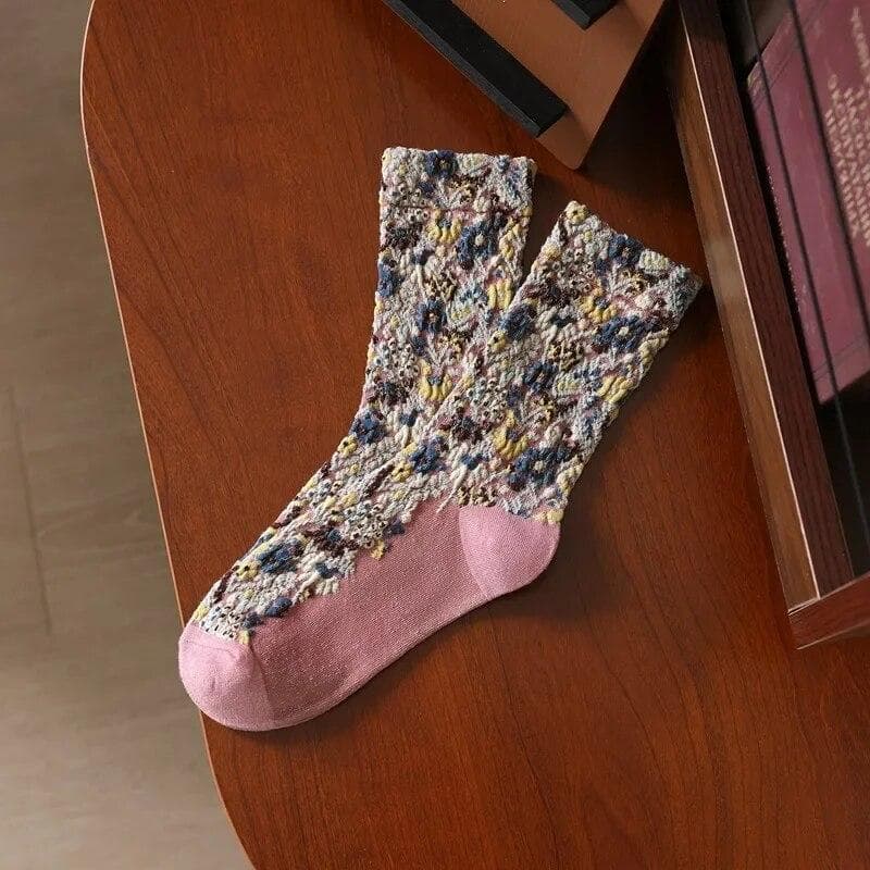 Retro Ethnic Funny Thermal Cheap Slippers Clothes Women Korean Harajuku Style Vintage 3D Flower Embroidery Socks for Girls Items One Size pink