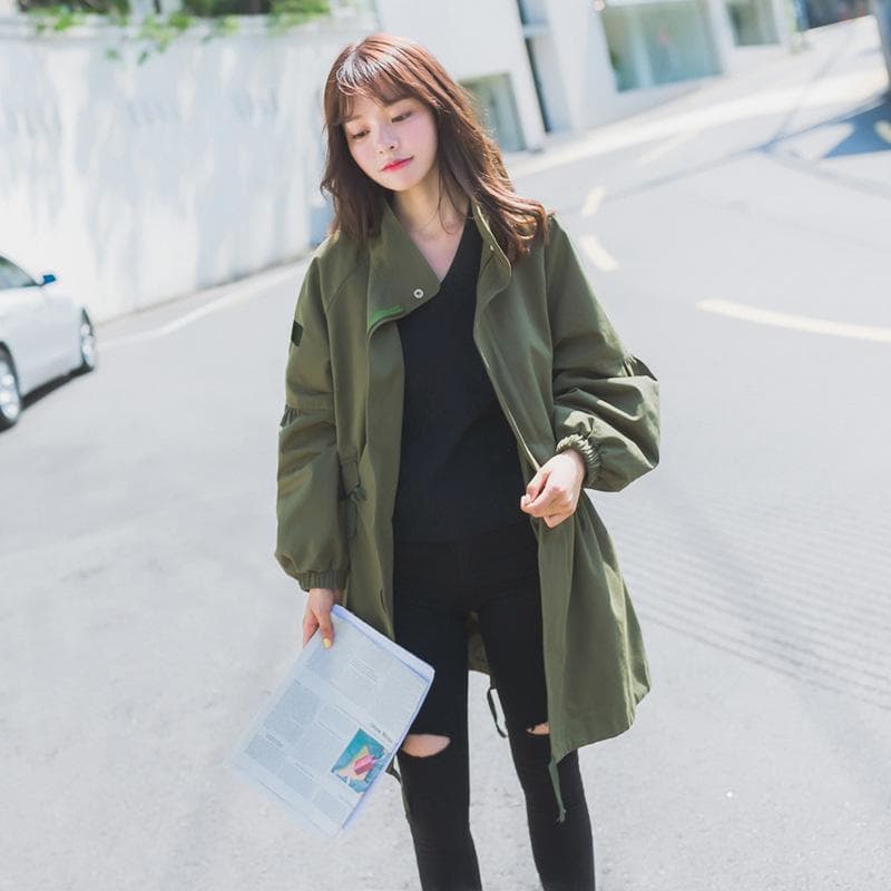 New Spring and Autumn Trench Coat Army Green Bubble Sleeve Jacket L