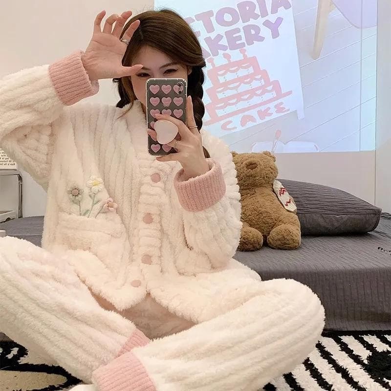Winter Women's Pajamas Checkered Velvet Padded Simple Sleepwear Warm Pijama Can Be Worn Outside French Style Home Clothes Set L
