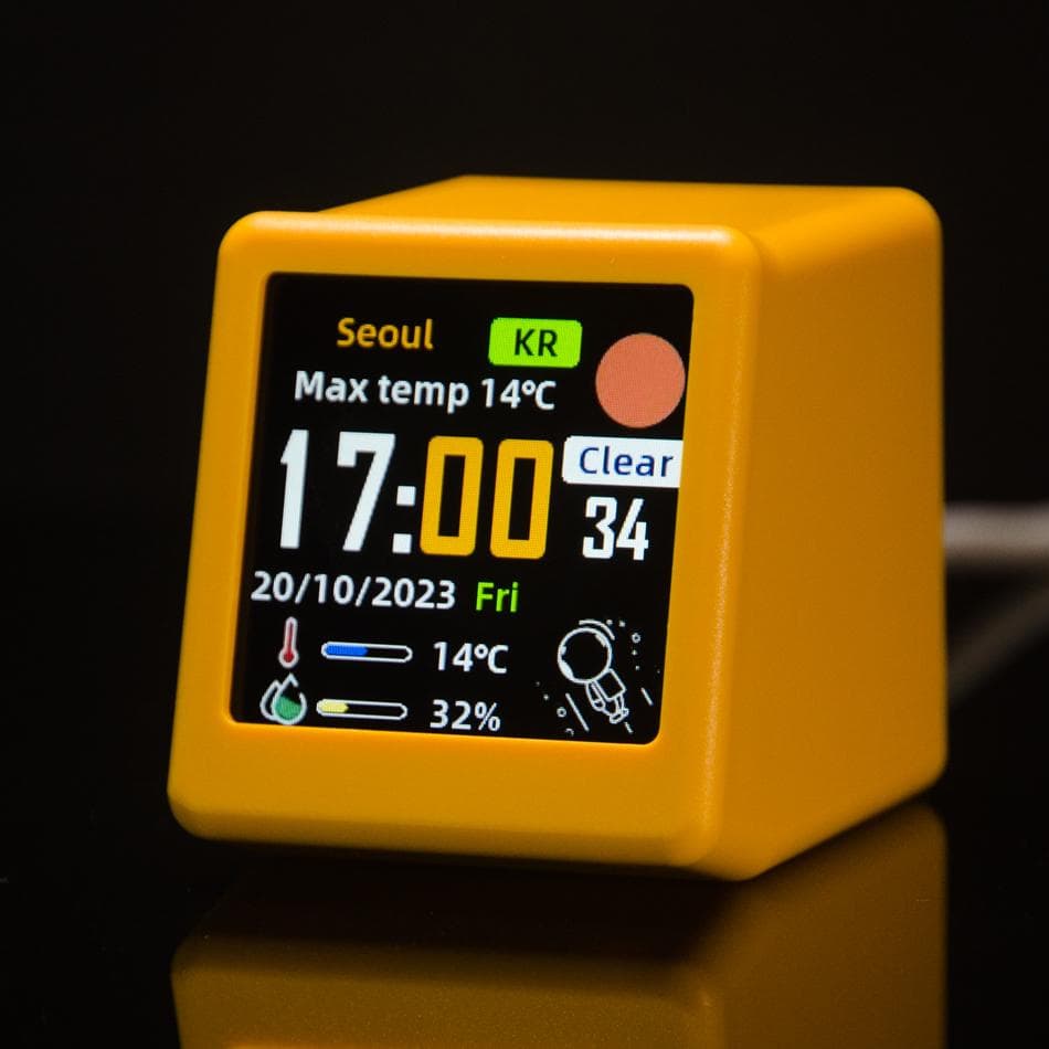 Mini WiFi Desktop Animated Weather Clock Creative Ornament Multifunctional Weather Station LCD Screen