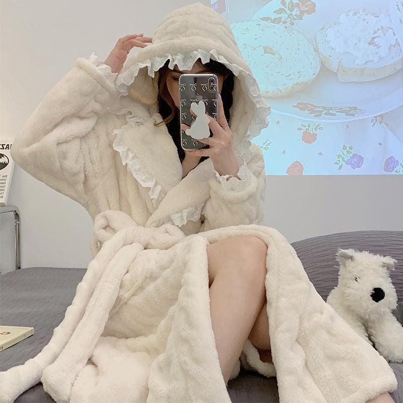 New Autumn and Winter Pajamas for Women, Sweet and Sexy Coral Velvet Thickened Long Pajamas, Warm Bathrobes, Home Clothes L