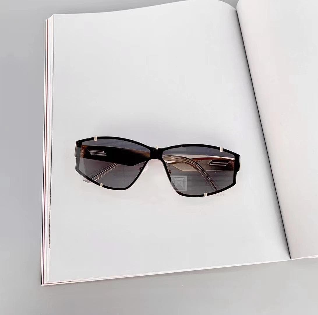 Vintage Stylish Sunglasses Women UV400 Protection High Quality Sun Glasses for Bicycling Mountaineering Men