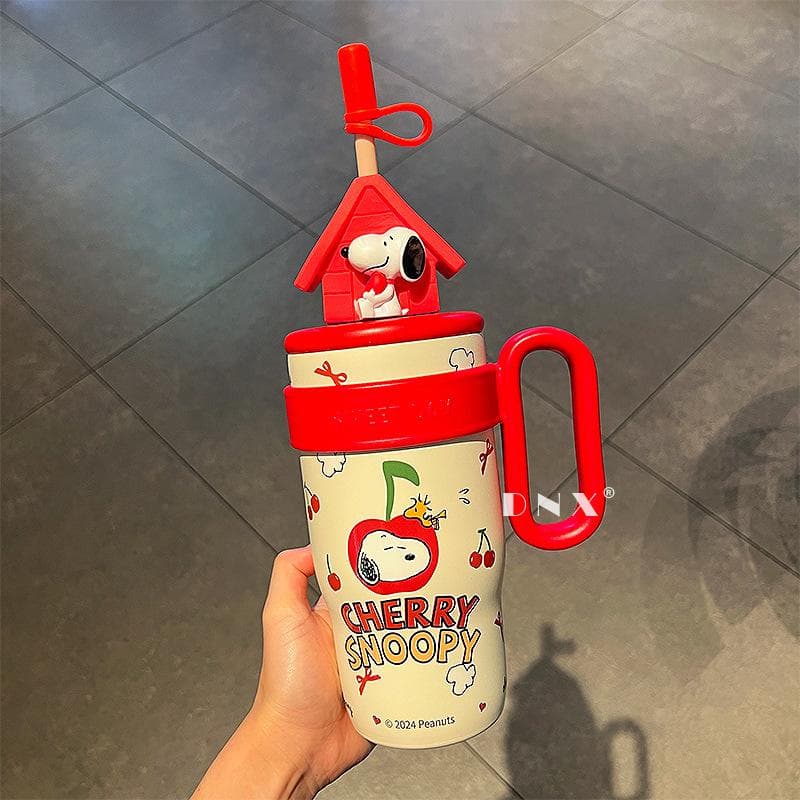 Snoopy New Doll Insulation Cup Creative Ice Bar Cup Portable Handle Outdoor Sports Water Cup Men and Women Students Cup 800ml red