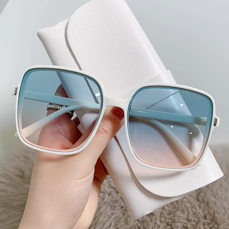 Summer Women Square Gradient Sunglasses UV Resistant Retro Trendy Fashion Eyewear for Women