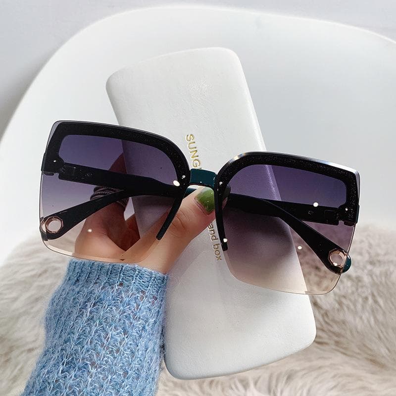 Oversized Sunglasses Woman Fashion Rimless Vintage Square Sun Glasses Eyewear Brand Design UV4 Female Shades as picture shows