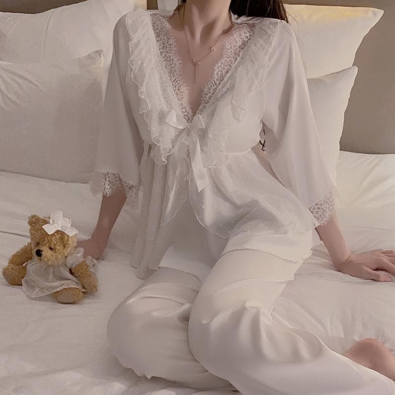 Women's Satin Lace Deep V Pajamas 2 Piece Padded Lace Satin Pleated Waist Casual Jacket Pajama Set M
