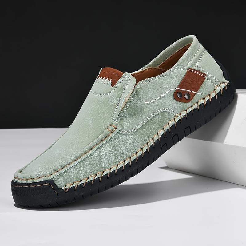 Handmade Genuine Leather Men's Casual Shoes Comfortable And Breathable Moccasins Men Business Flats Shoes Driving Shoes Large Size 38-48 42 light green