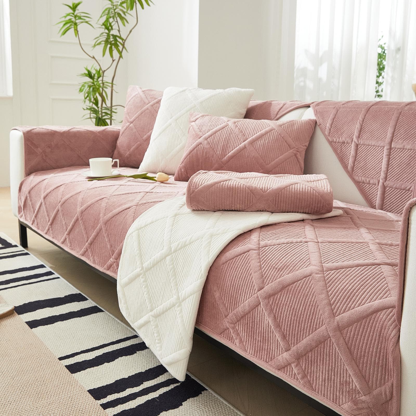 Solid Color Non-slip Sofa Cover Thicken Soft Plush Sofa Cushion Towel for Living Room Furniture Decor Slipcovers Couch Covers 90x240cm 1pcs