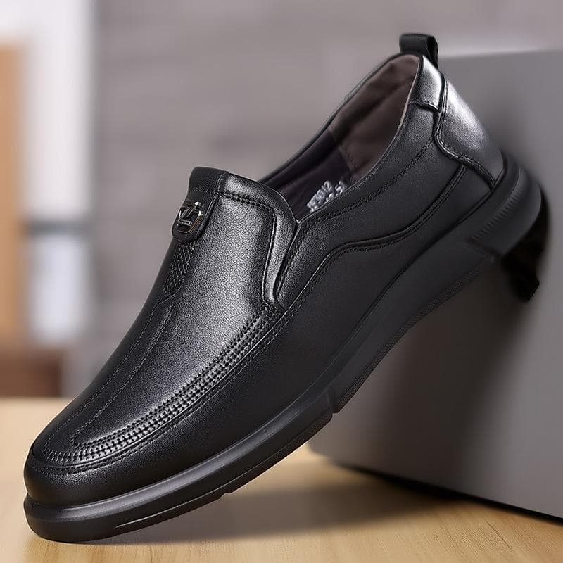 New Top Layer Cowhide Men's Leather Shoes Cover Feet Slip-on Single Shoes Men's Genuine Leather Soft Surface Lightweight Men's Shoes 44 black